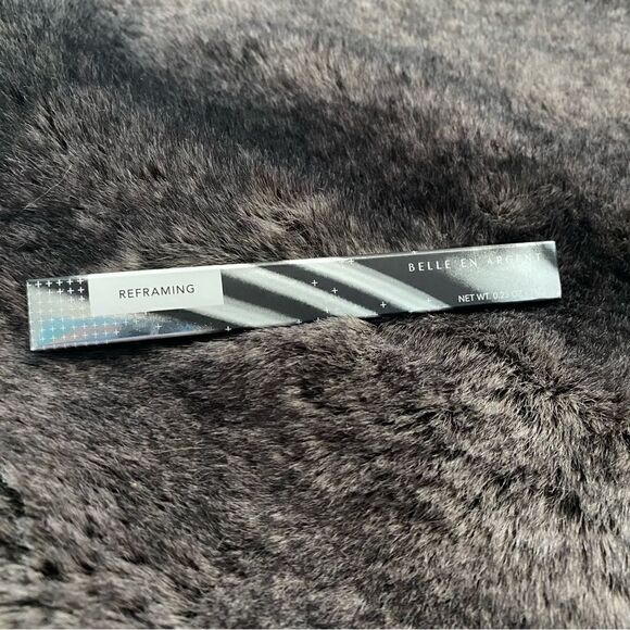 Belle De Argent Reframing Brow Gel - Picture 1 of 5